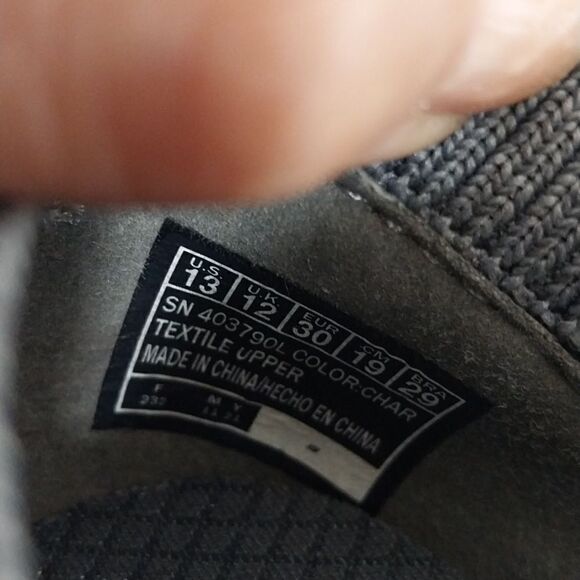 Sketchers Slipons...Size 13...Almost New - Picture 3 of 7